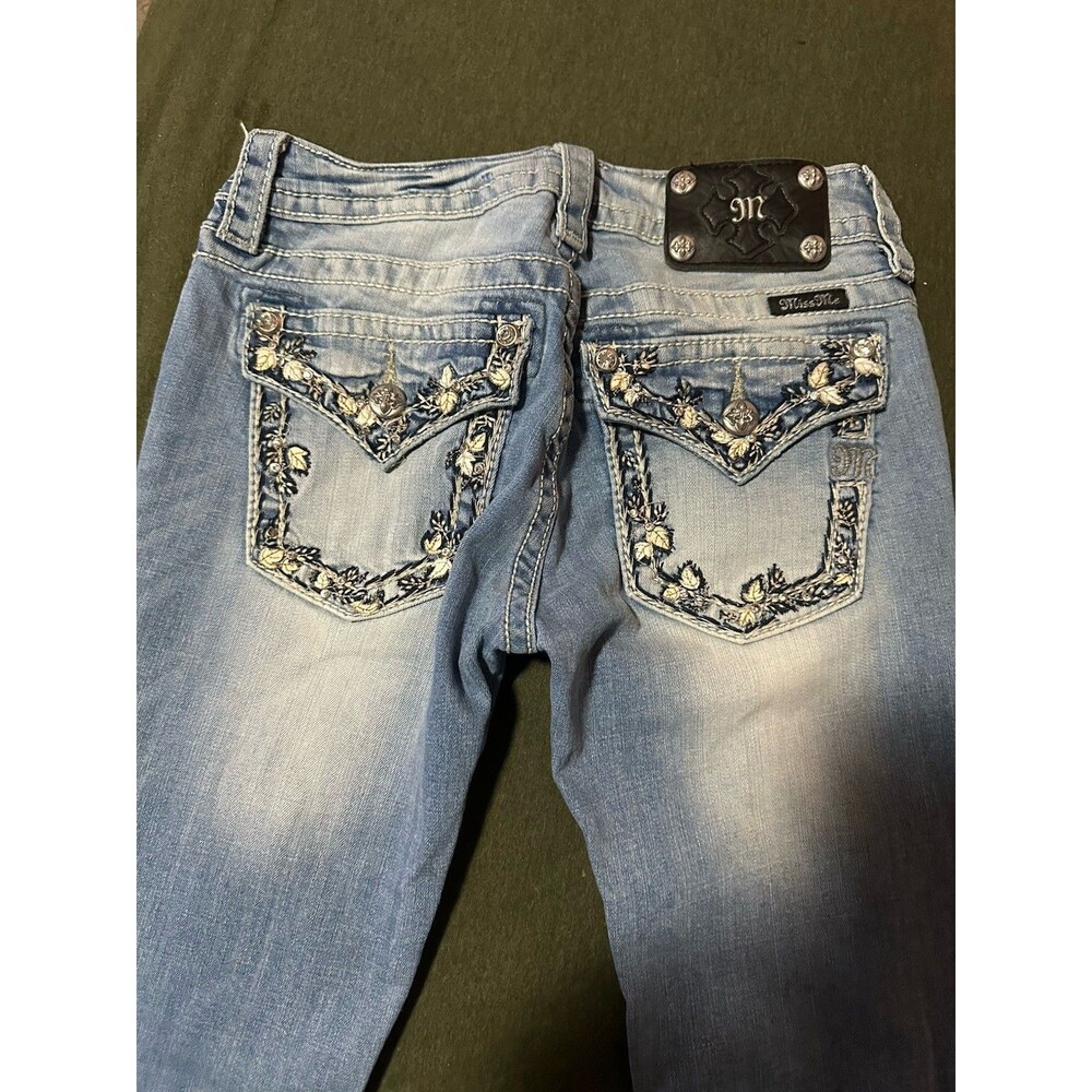 Miss Me Jeans Size 27 Light Blue Signature Leaf Vines Embroidered Pocket 29x30 - Picture 4 of 7